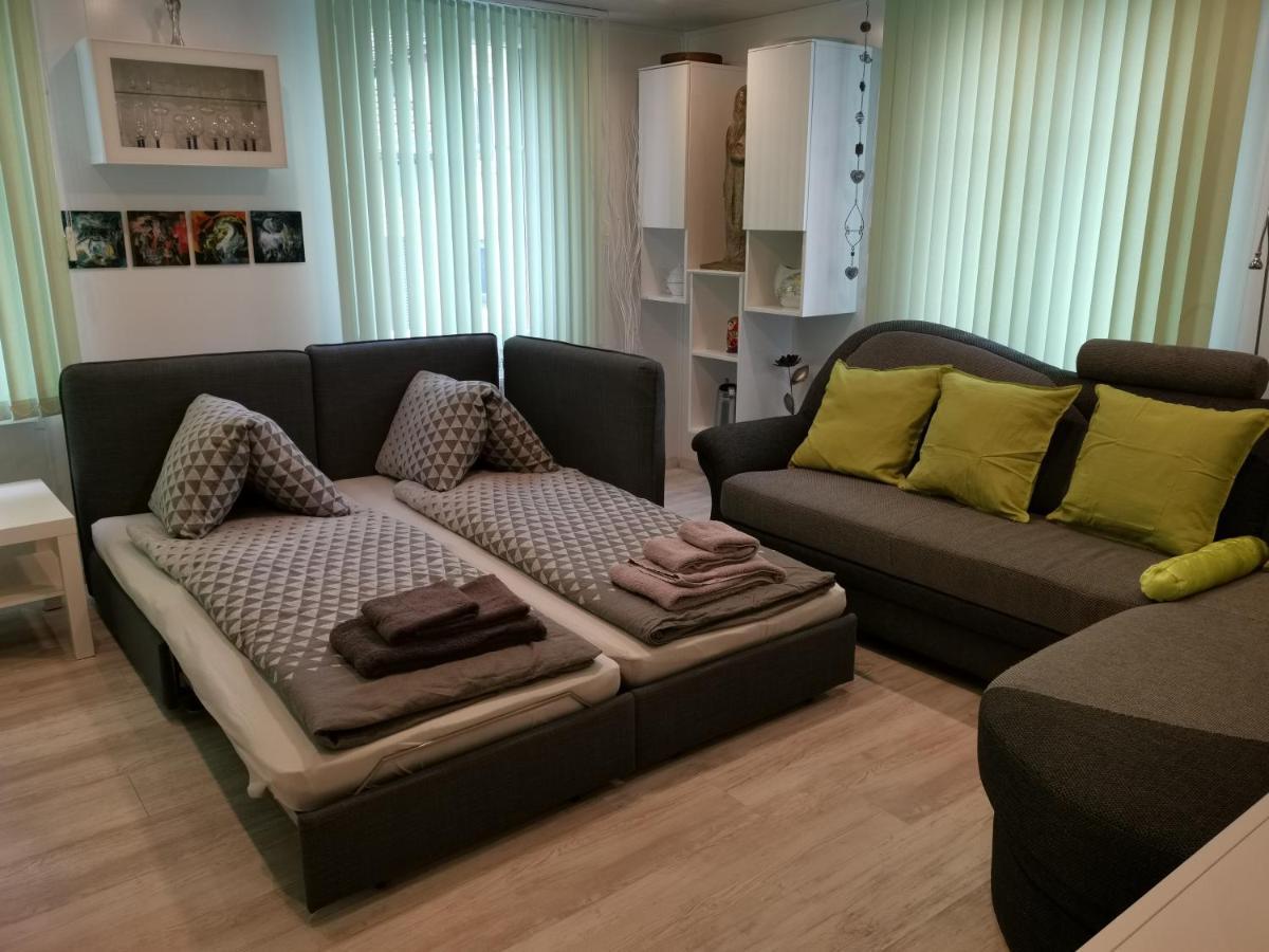 Ferienwohnungen Im Fuerstenland Gossau  Extérieur photo